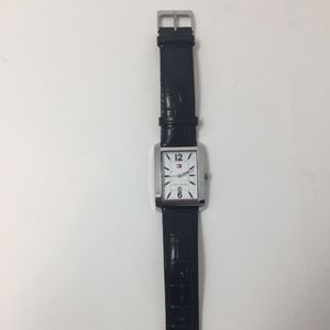 tommy hilfiger women's leather watch